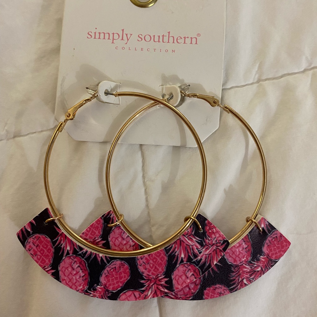 Nwt Simply Southern Pineapple Hoops